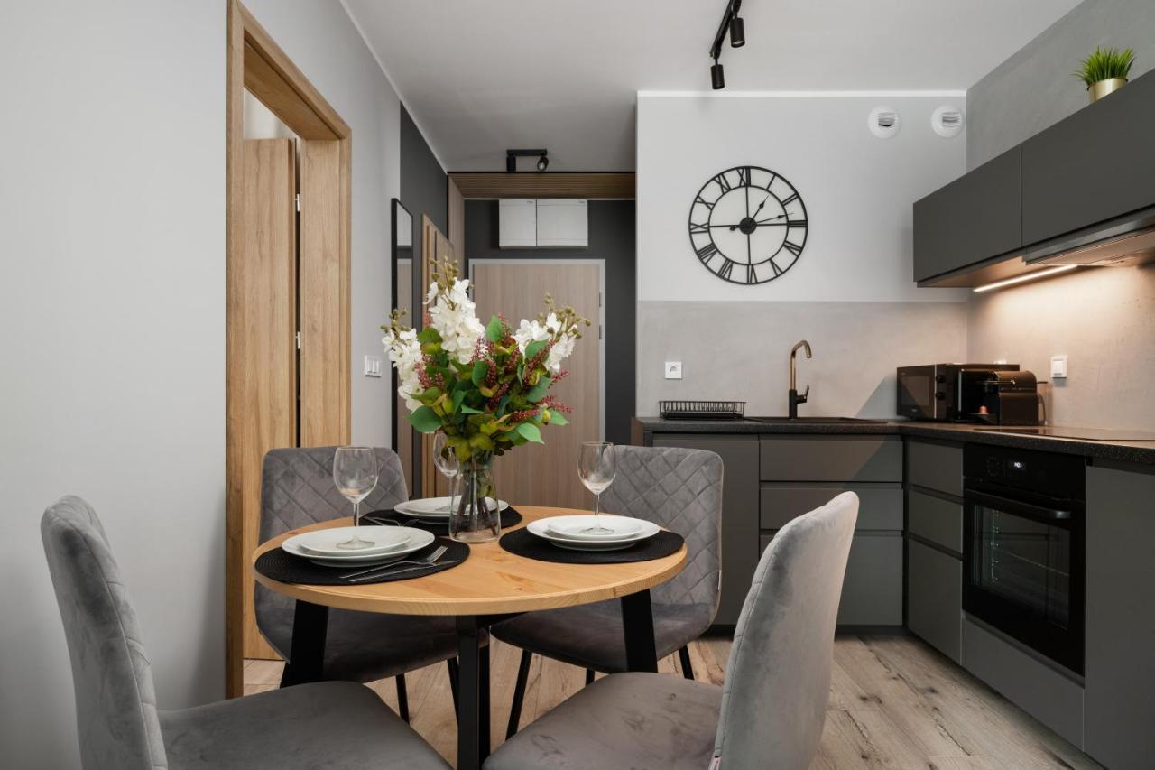 Apartment Wroclaw Braniborska By Noclegi Renters Exterior foto